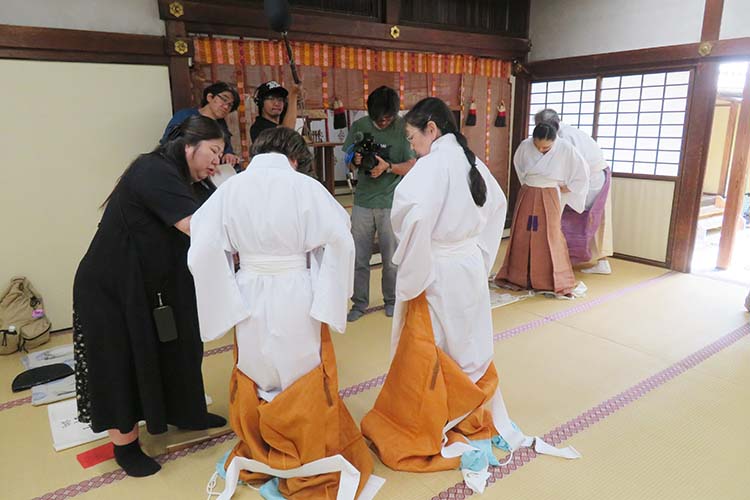 けまりトップ